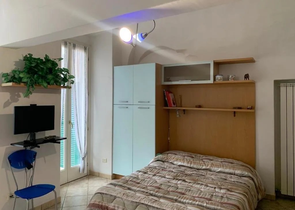 Appartamento Casa Del Vecchio Artista Imperia Italia