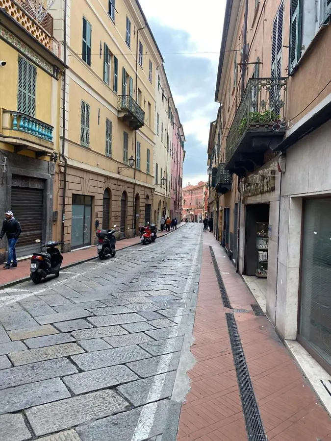 Appartamento Casa Del Vecchio Artista Imperia